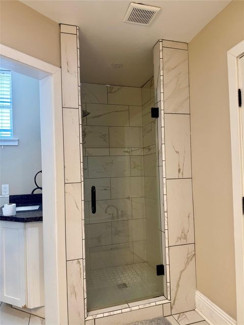 Tiny photo for 1509 Summer Street, Houston, TX 77007 (MLS # 74798135)