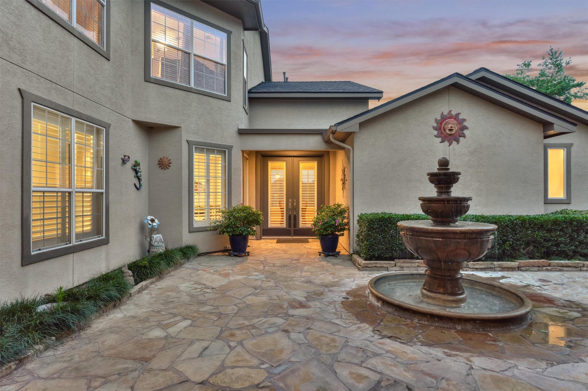 11560 Grand View Drive