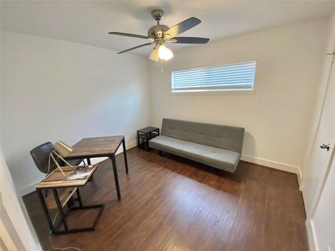 Tiny photo for 3517 Audubon Place #D3, Houston, TX 77006 (MLS # 54741605)