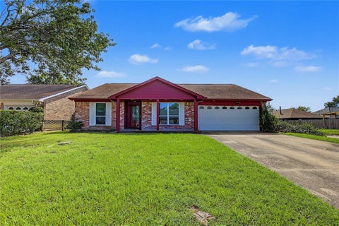 Photo of 12802 Enchanted Path Drive, Houston, TX 77044 (MLS # 31724156)