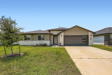 Photo of 7319 Marina Heights Way, Richmond, TX 77469 (MLS # 62707611)