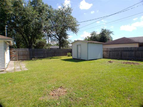 Tiny photo for 1301 Glenmore Drive, Pasadena, TX 77503 (MLS # 88708948)
