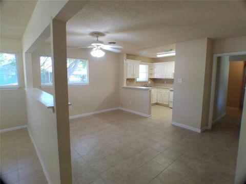 Tiny photo for 1301 Glenmore Drive, Pasadena, TX 77503 (MLS # 88708948)