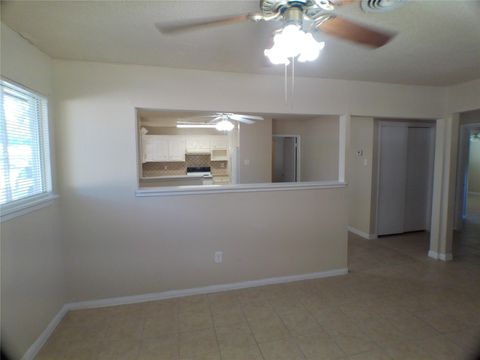 Tiny photo for 1301 Glenmore Drive, Pasadena, TX 77503 (MLS # 88708948)