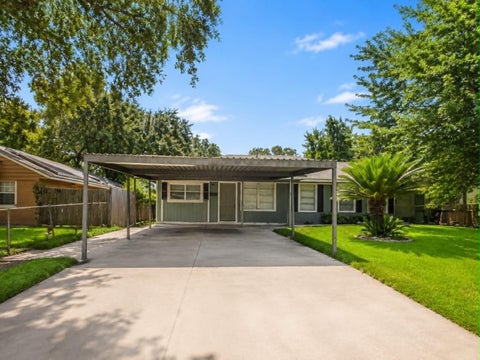 Homes For Rent - 10739 Dulcimer Street<br/> Harris County, Houston, TX 77051