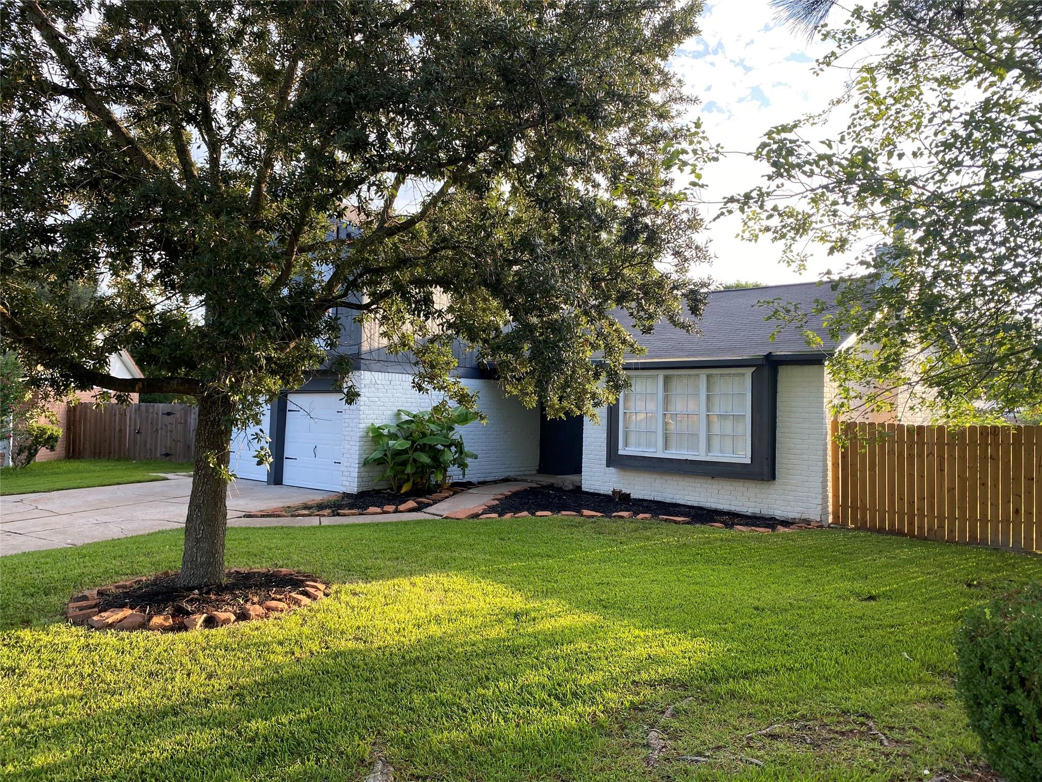 15907 Inwood Lane