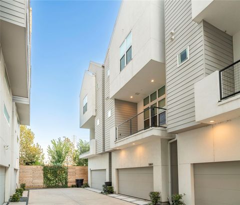 Photo of 5869 E Post Oak Lane, Houston, TX 77055 (MLS # 20125910) Photo of 5869 E Post Oak Lane, Houston, TX 77055 (MLS # 20125910)