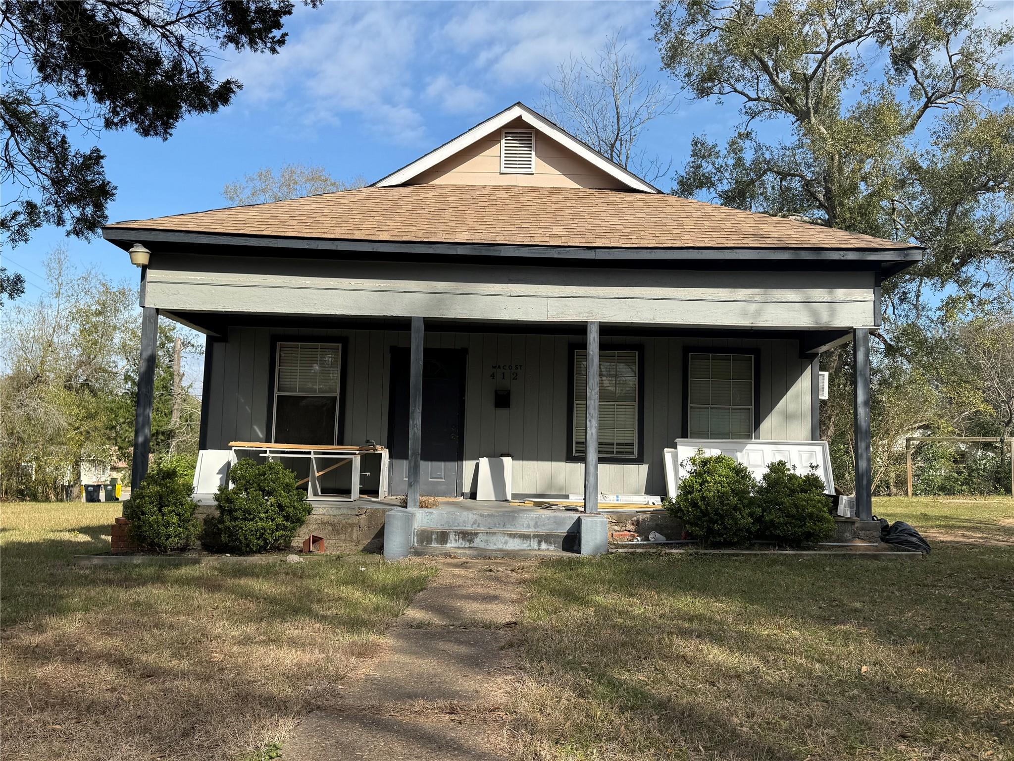 412 Waco Street