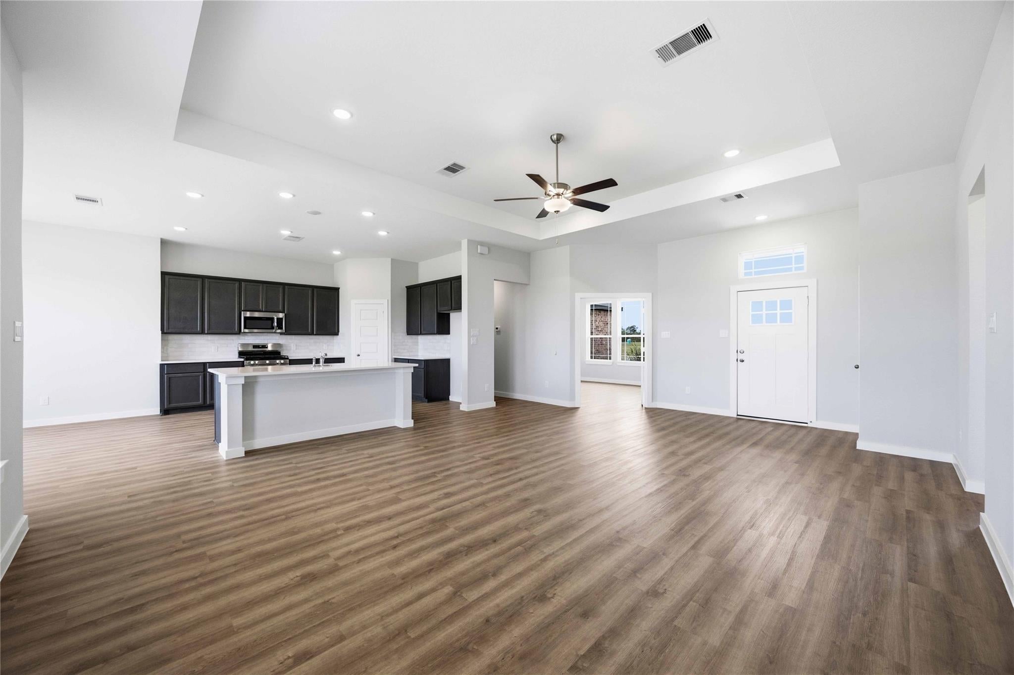 6903 Pelican Lane