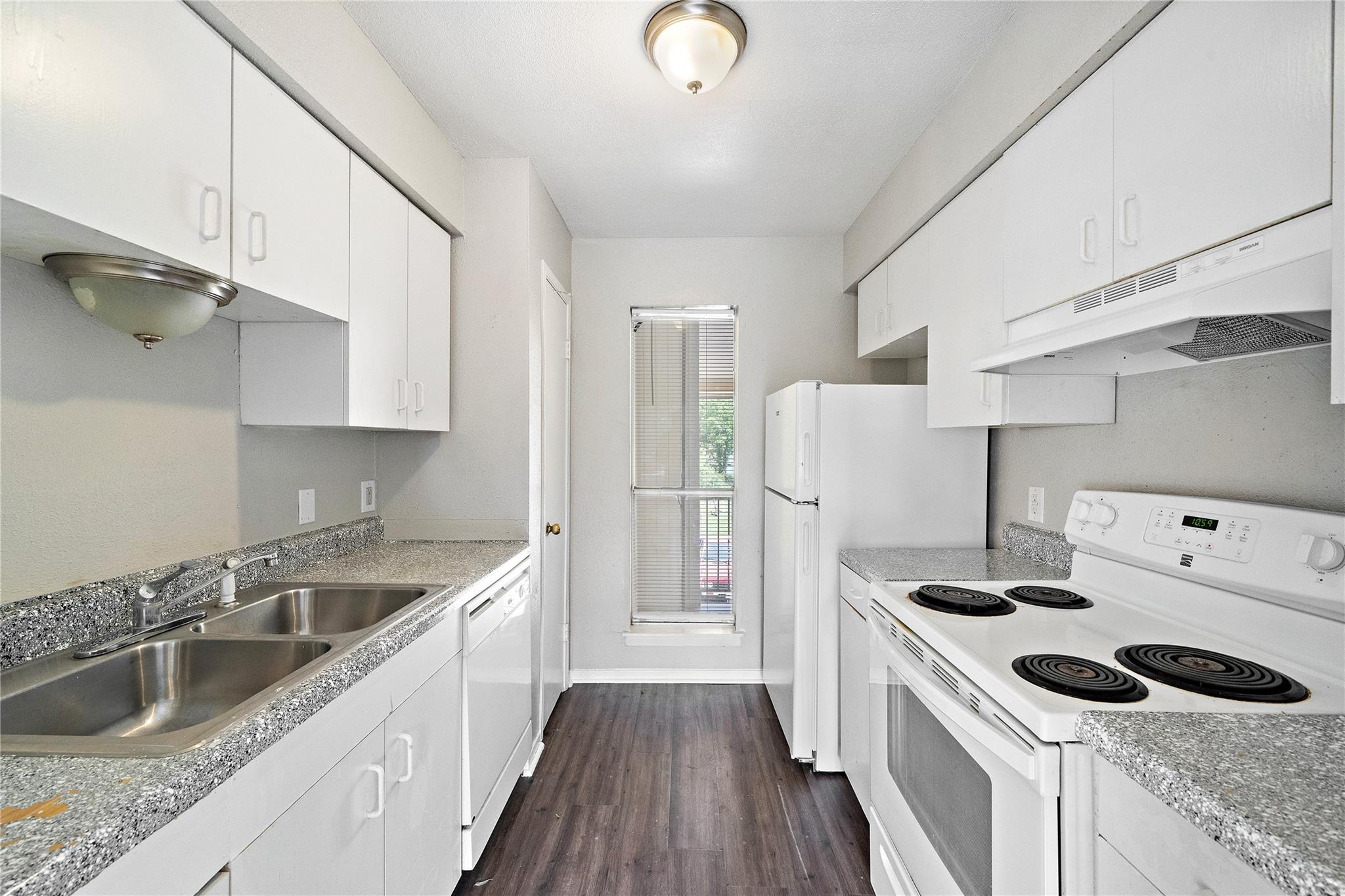2202 16th Ave N Avenue N 10