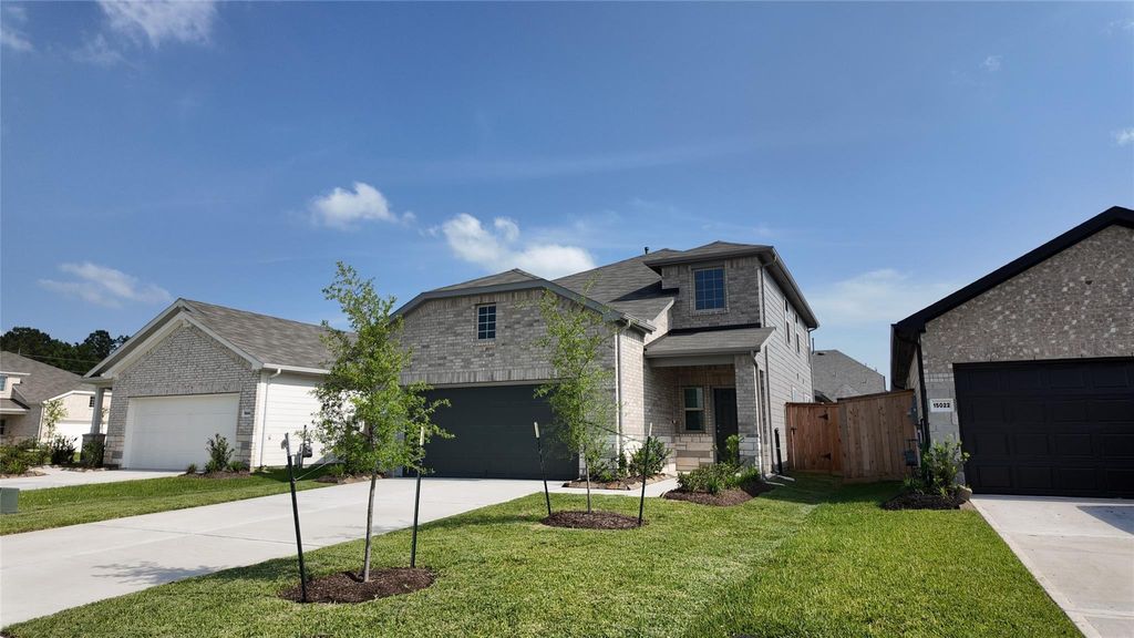 Photo of 15026 English Rose Road Rd, Conroe, TX 77302 (MLS # 89427816)