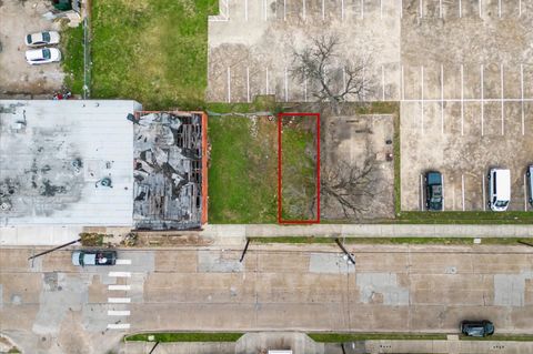 Photo of 3409 Holman Street, Houston, TX 77004 (MLS # 65884976)
