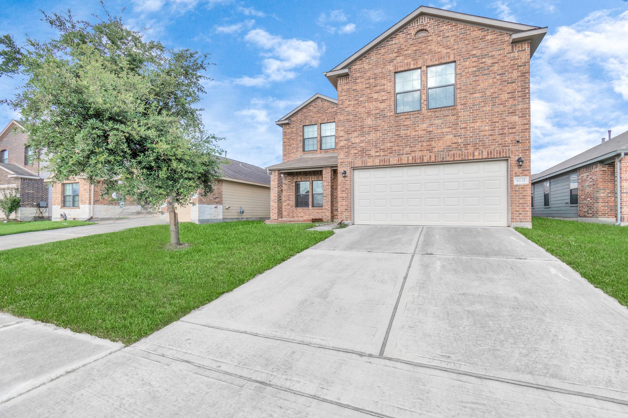 5635 Round Robin Drive