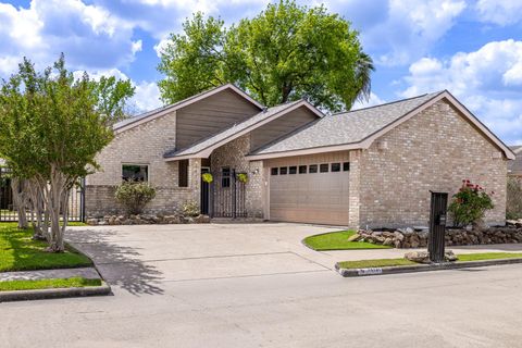 Photo of 14131 Hillvale Drive, Houston, TX 77077 (MLS # 59542859)