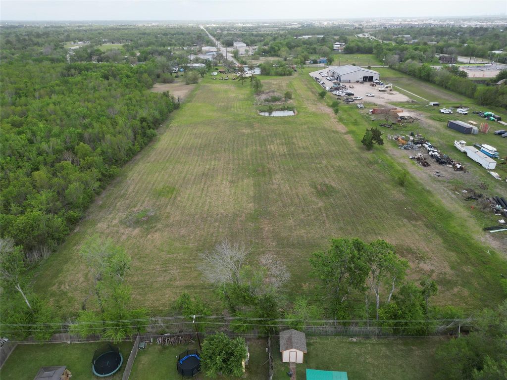 Photo of 2319 W Cedar Bayou Lynchburg Road, Baytown, TX 77521 (MLS # 35999893)