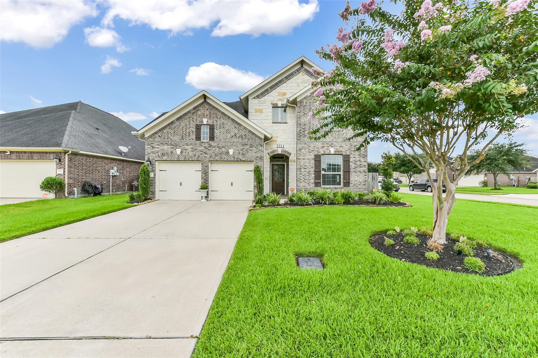 2111 Scissor Tail Road