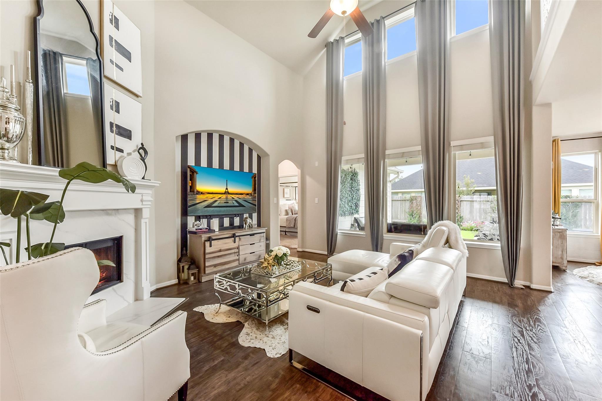 2111 Scissor Tail Road