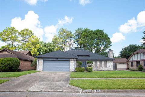 Photo of 415 Abbott Circle, Sugar Land, TX 77498 (MLS # 84070665)