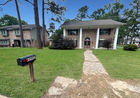 Photo of 10902 Fawnview Drive, Houston, TX 77070 (MLS # 50217693)