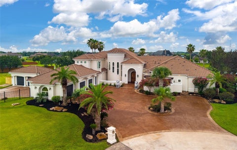 Photo of 6710 Falcon Point, Dickinson, TX 77539 (MLS # 58899791)