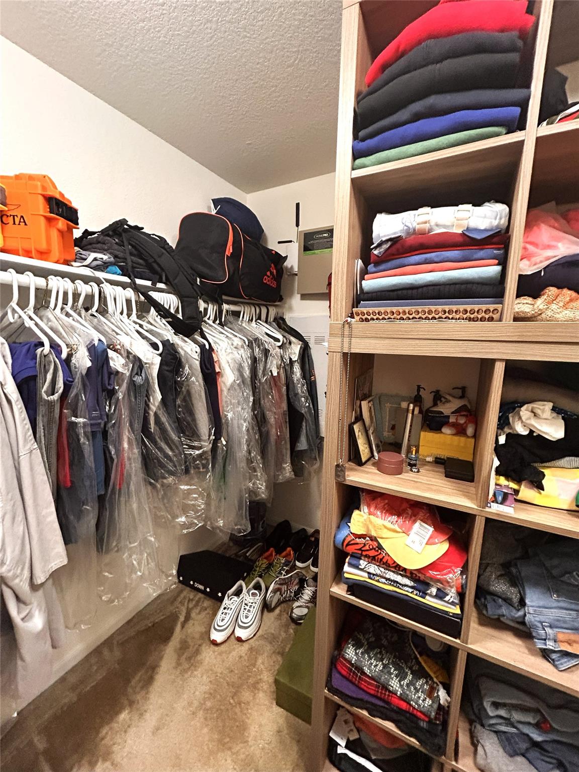 9839 Mills Field Drive