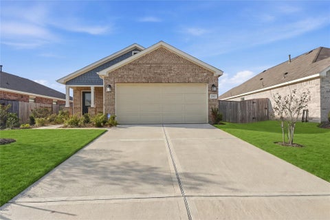 Photo of 3410 Spanish Oak Lane, Rosenberg, TX 77471 (MLS # 23299001)