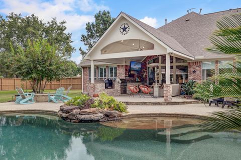 Photo of 2600 Silverstone Way, Conroe, TX 77304 (MLS # 10607896)