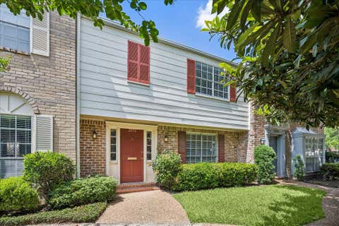 Photo of 2053 Winrock Boulevard #58, Houston, TX 77057 (MLS # 69572688)