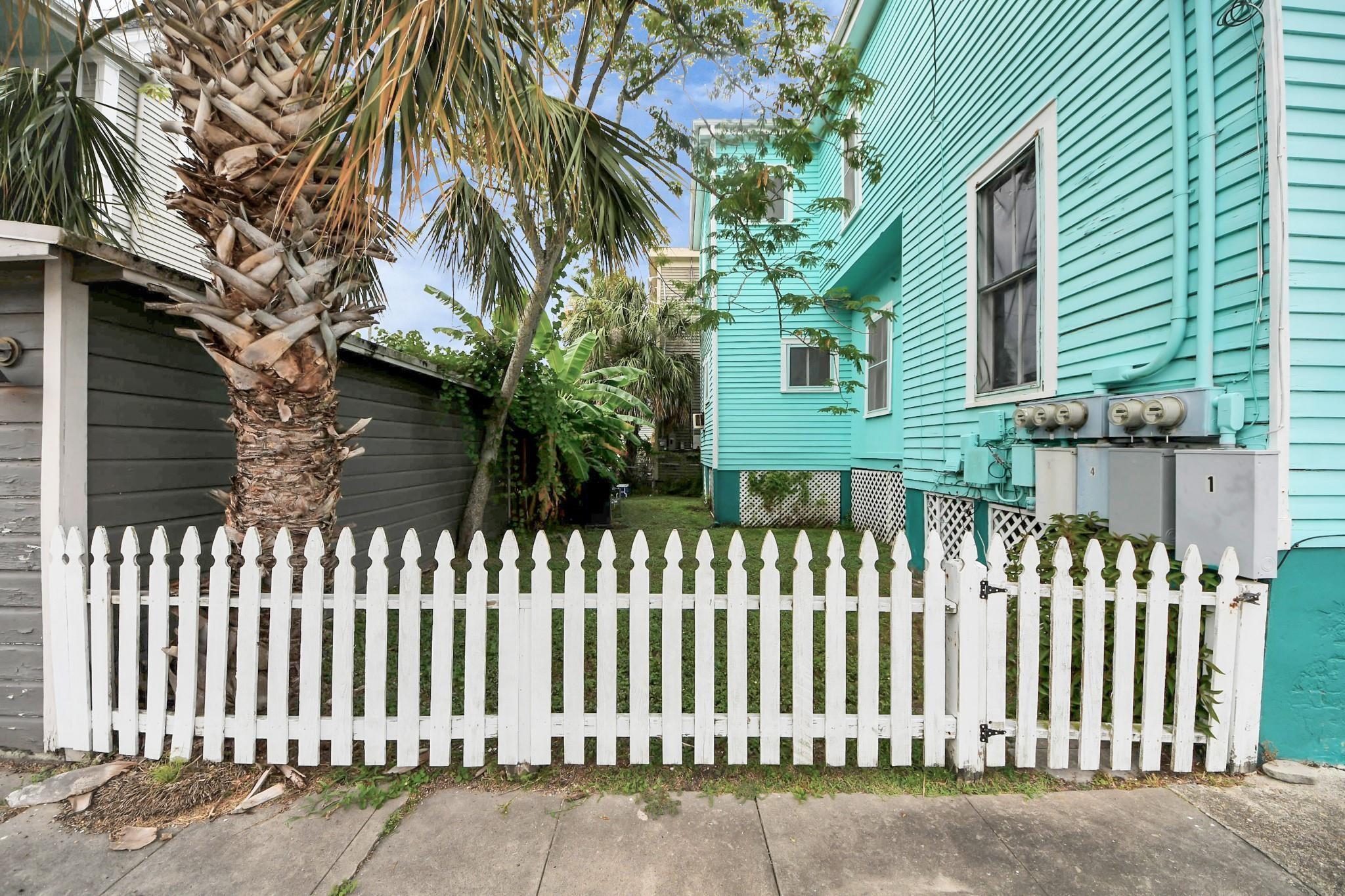 1528 Church Street
