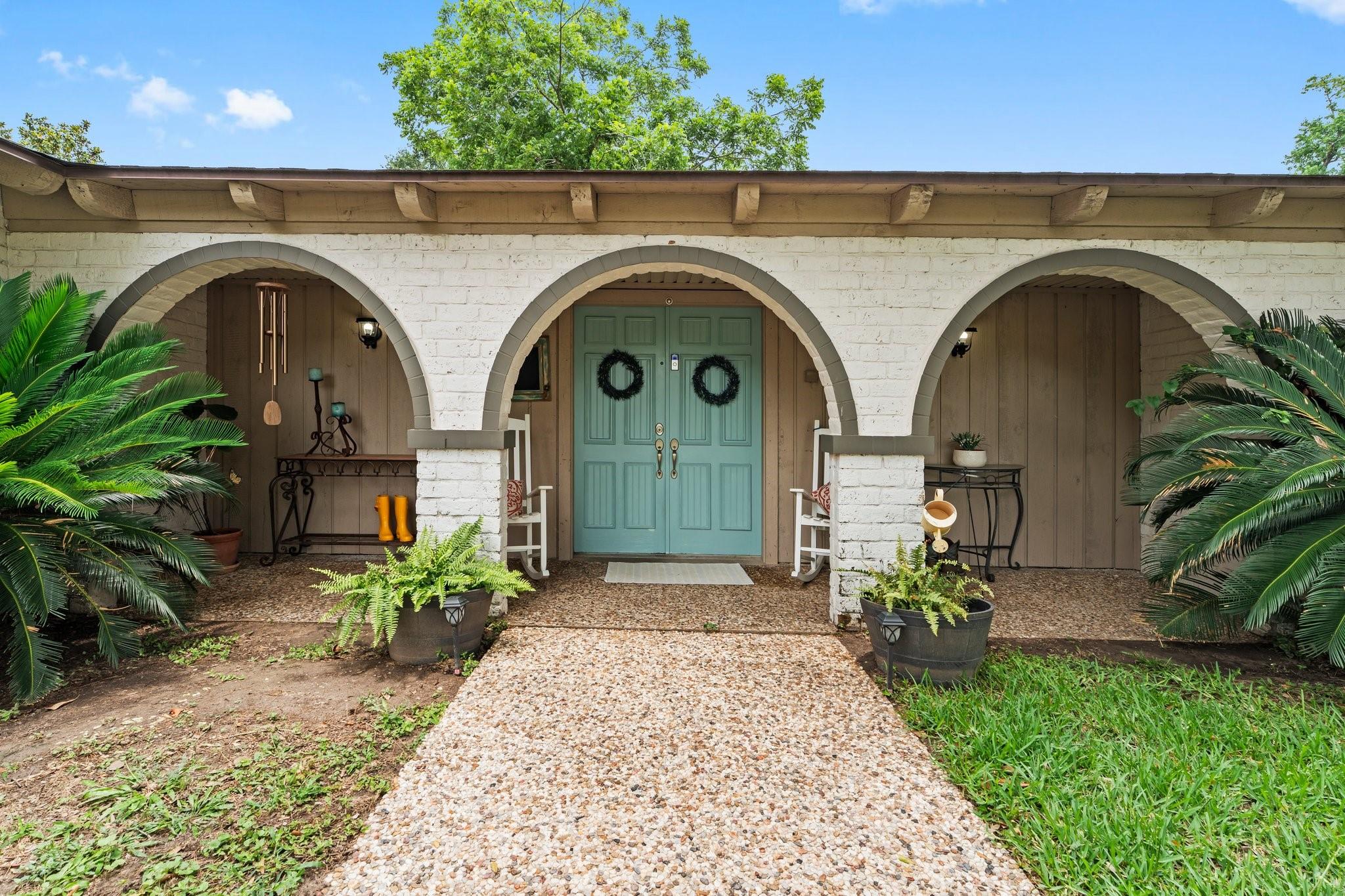 202 Tree Trunk Drive