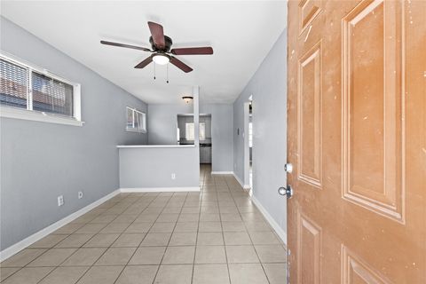 Photo of 5722 Pickfair St #2, Houston, TX 77026 (MLS # 44213888)