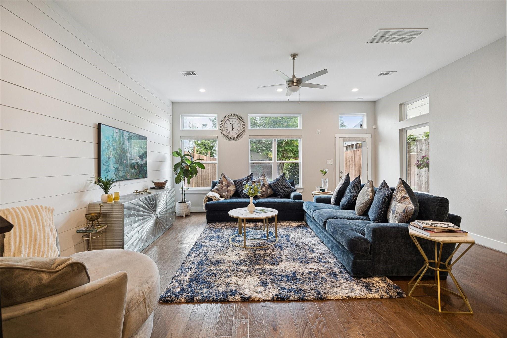 920 W 25th Street C