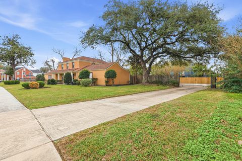 Tiny photo for 3318 Parkwood Drive, Houston, TX 77021 (MLS # 93844003)