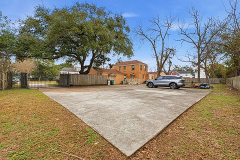 Tiny photo for 3318 Parkwood Drive, Houston, TX 77021 (MLS # 93844003)