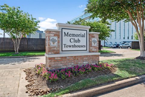Photo of 14215 Lost Meadow Lane, Houston, TX 77079 (MLS # 22297852)