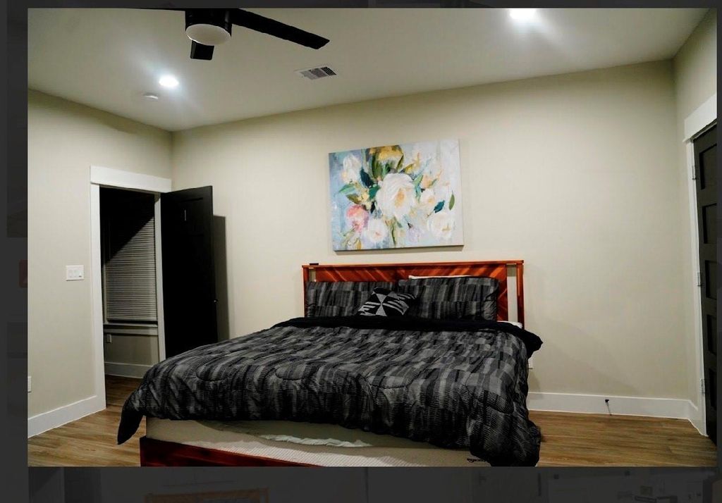 Photo of 8119 Venus Street #B, Houston, TX 77088 (MLS # 53503987)