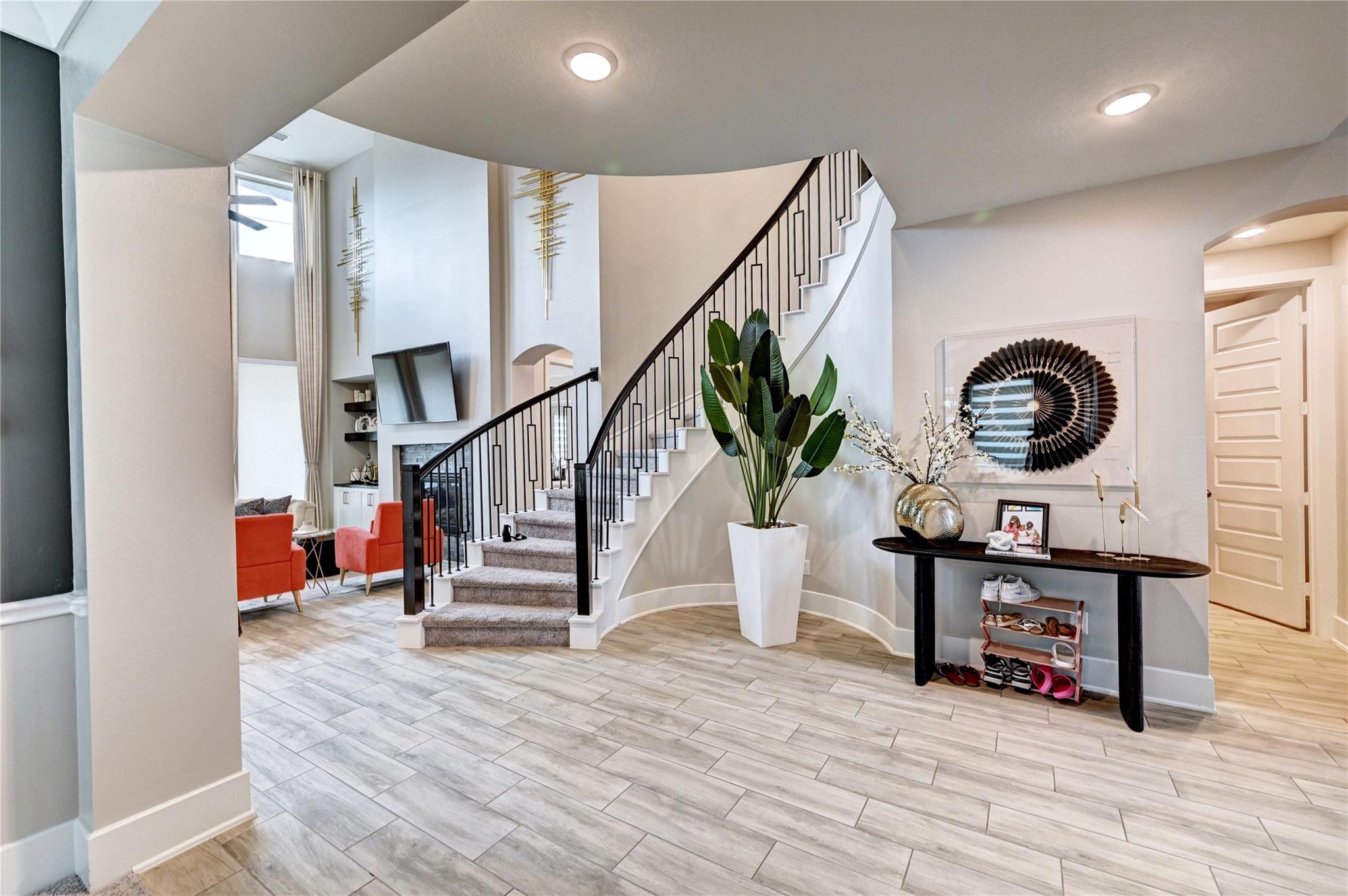 5006 Albany Shores Lane