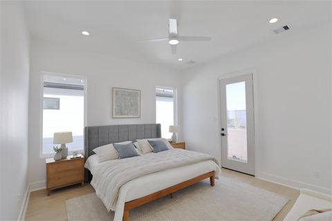 Tiny photo for 136 E 37th Street, Houston, TX 77018 (MLS # 27092296)