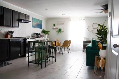 16618 E Hammon Montgomery TX 77316