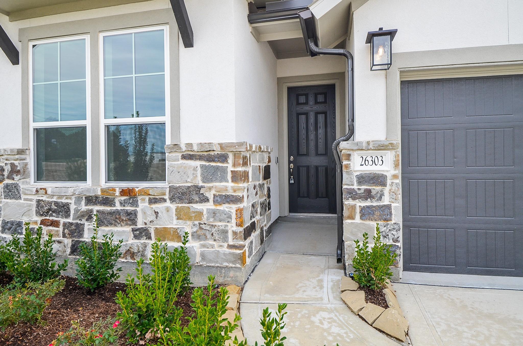 26303 Camden Canyon Avenue