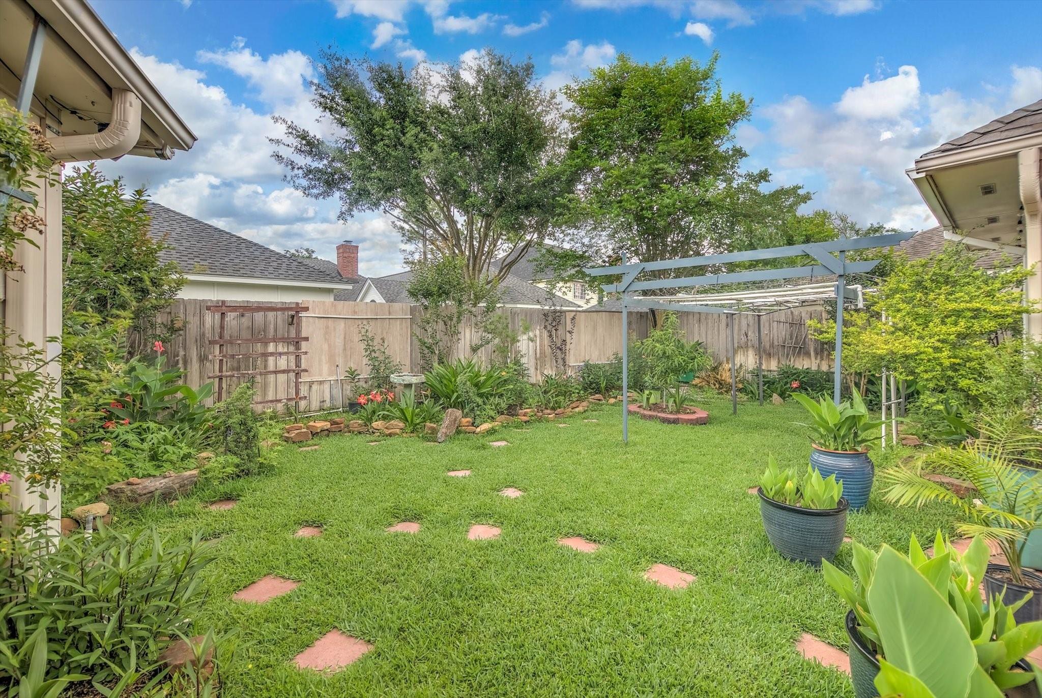 20818 Autumn Redwood Way