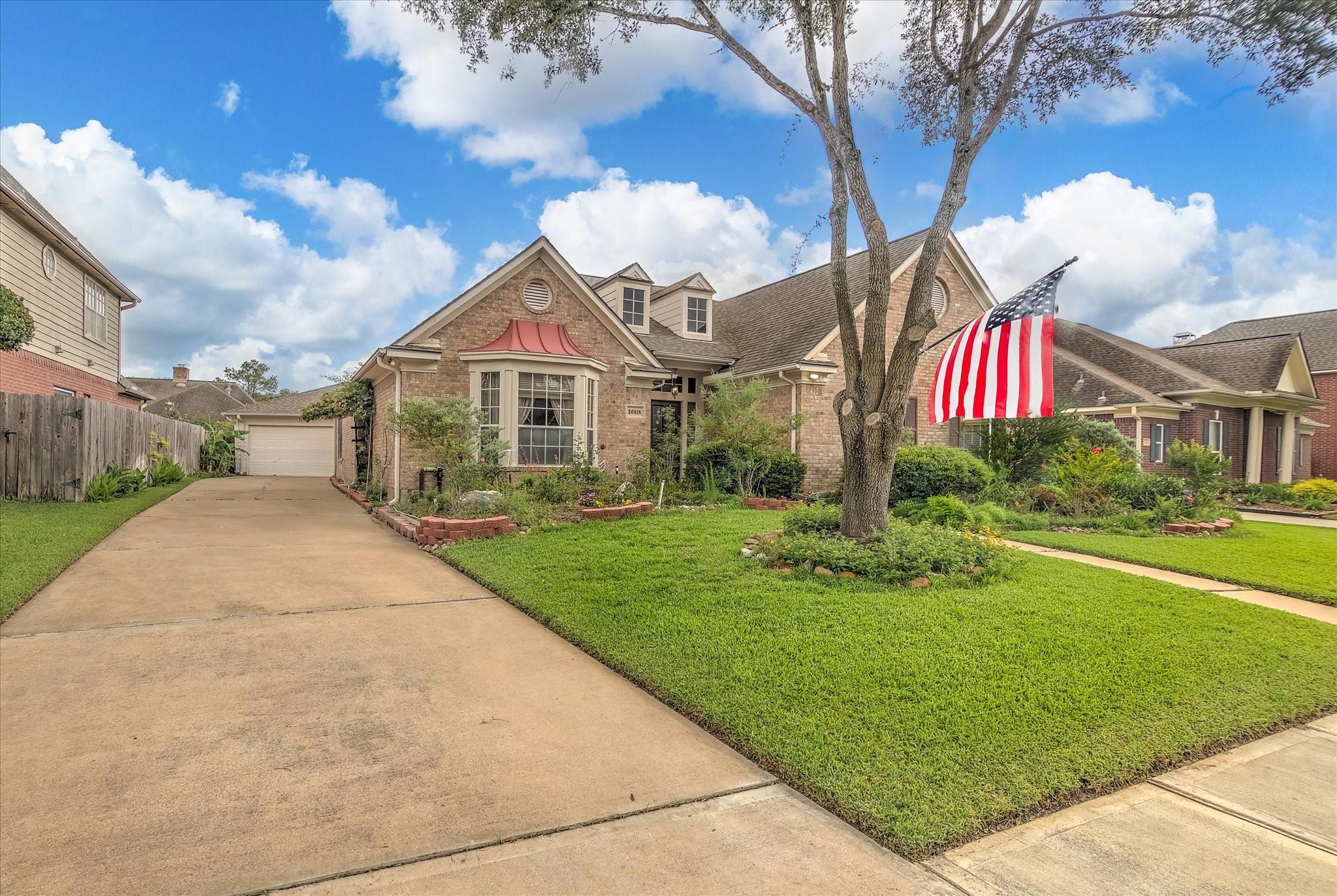 20818 Autumn Redwood Way