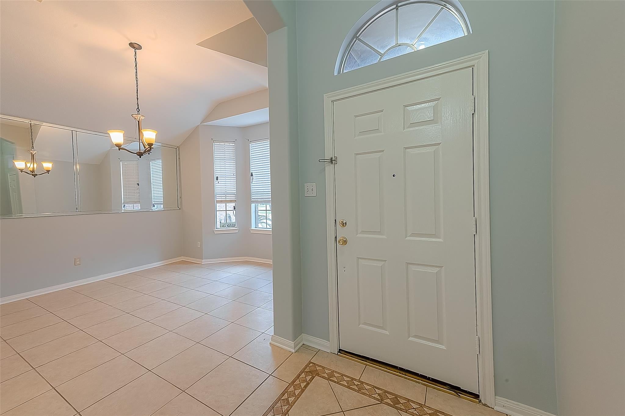 5806 Windcliff Court