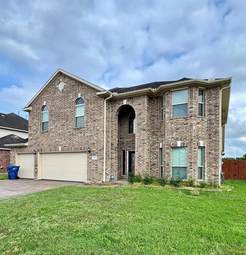 Photo of 3212 El Camino Street, Bay City, TX 77414 (MLS # 85908710)