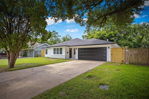Tiny photo for 12406 Palmbeach Street, Houston, TX 77034 (MLS # 25849262)