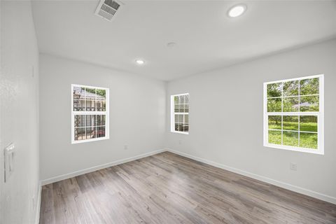 Tiny photo for 12406 Palmbeach Street, Houston, TX 77034 (MLS # 25849262)