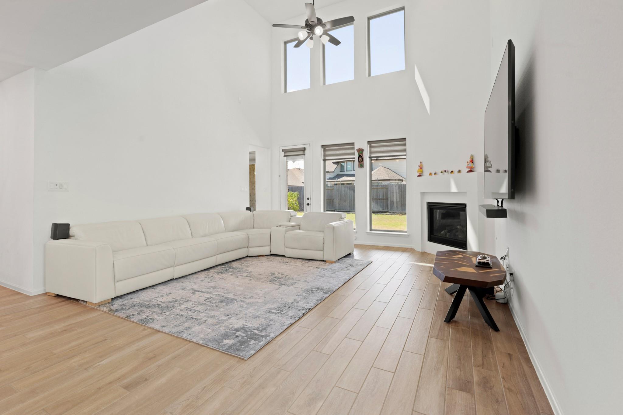 10423 Mira Terrace Trail