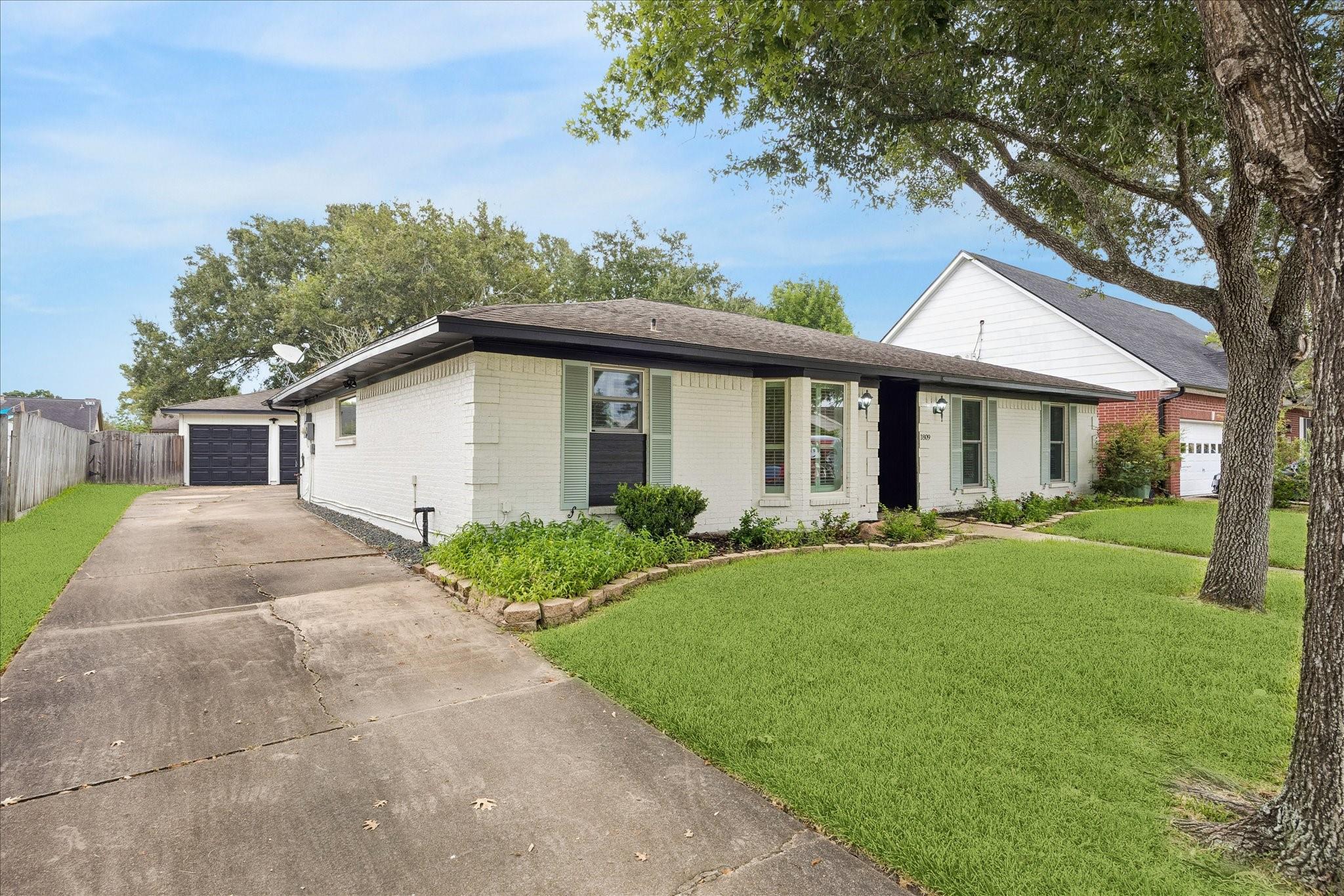 1809 Winding Creek Drive