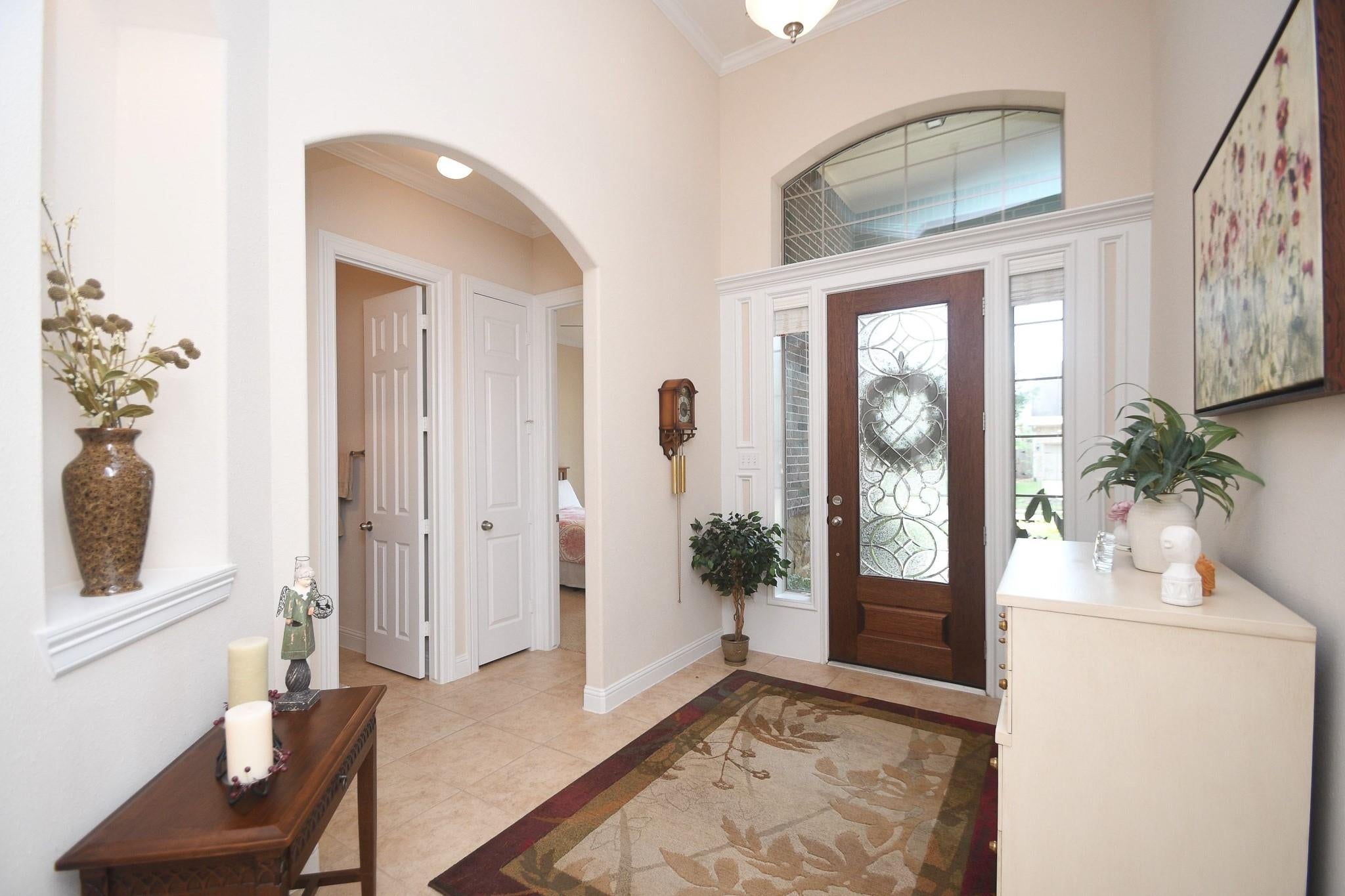 6518 Monrovia Lane