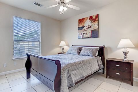 Tiny photo for 2088 Laverne Street #4, Houston, TX 77080 (MLS # 31587585)